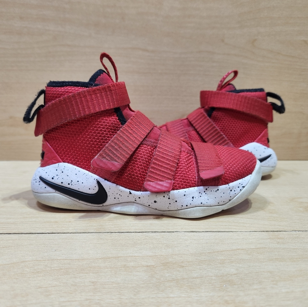 Nike Lebron ZOOM SOLIDER 11 'Unversity Red' Basketball Sneakers